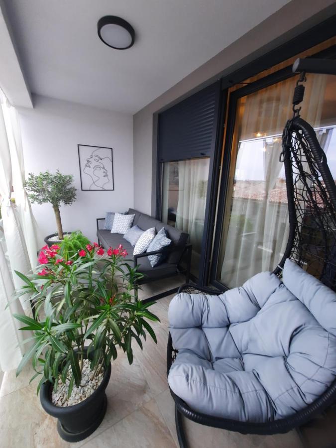 Enjoy Pula - New Apt With Terrace And Free Parking Garage מראה חיצוני תמונה